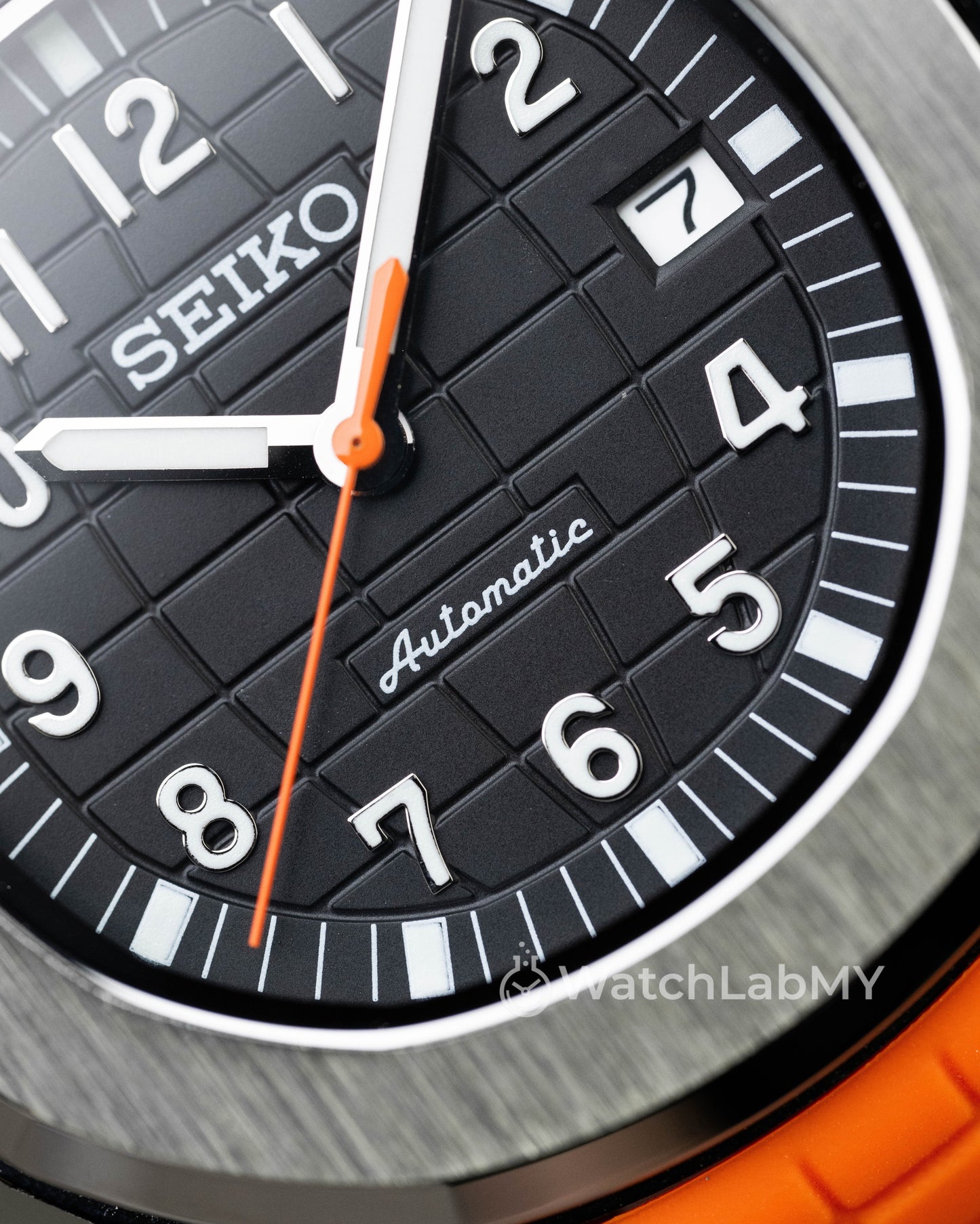 Aquanaut | Black Orange