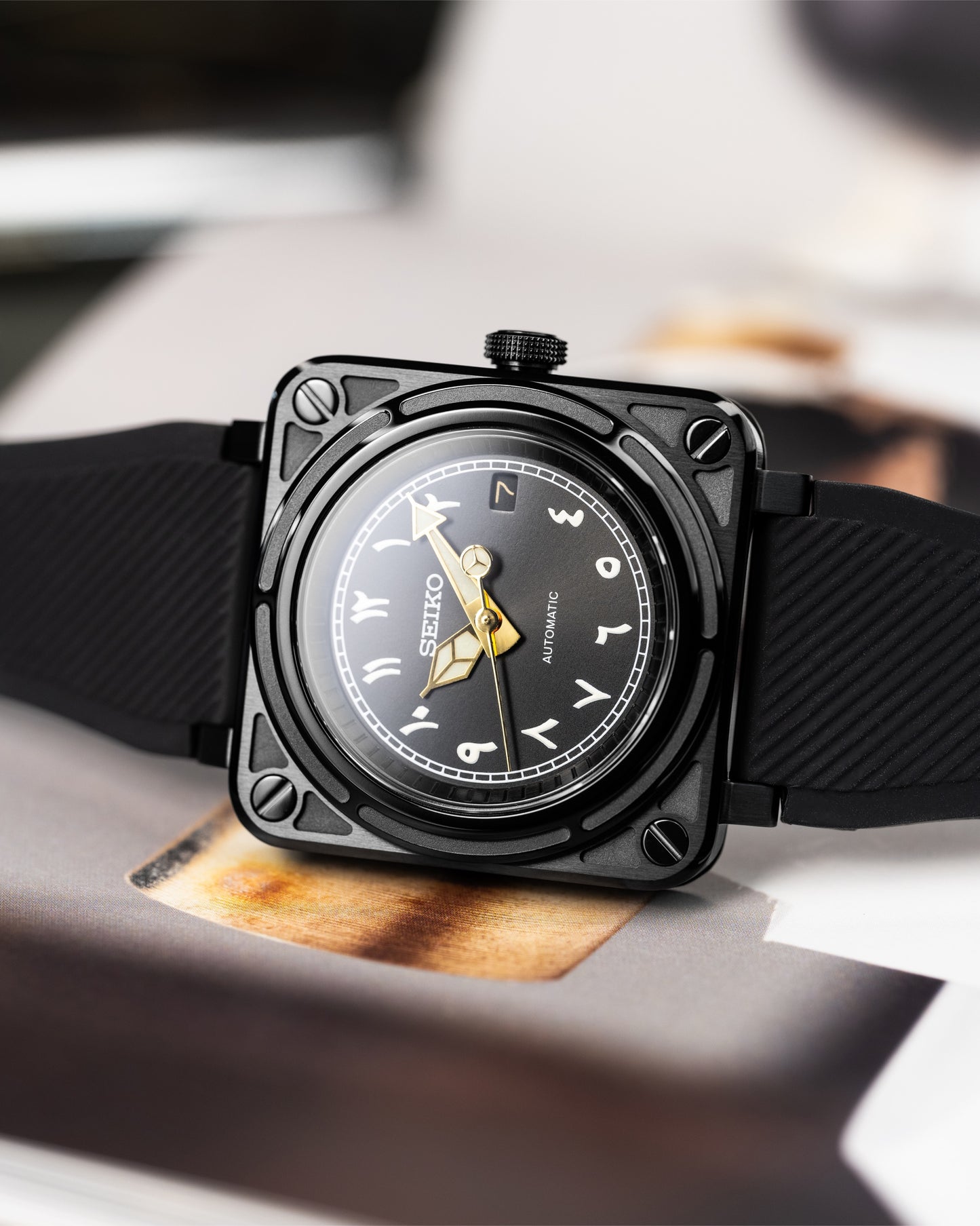 Midnight "Midas" Aviator