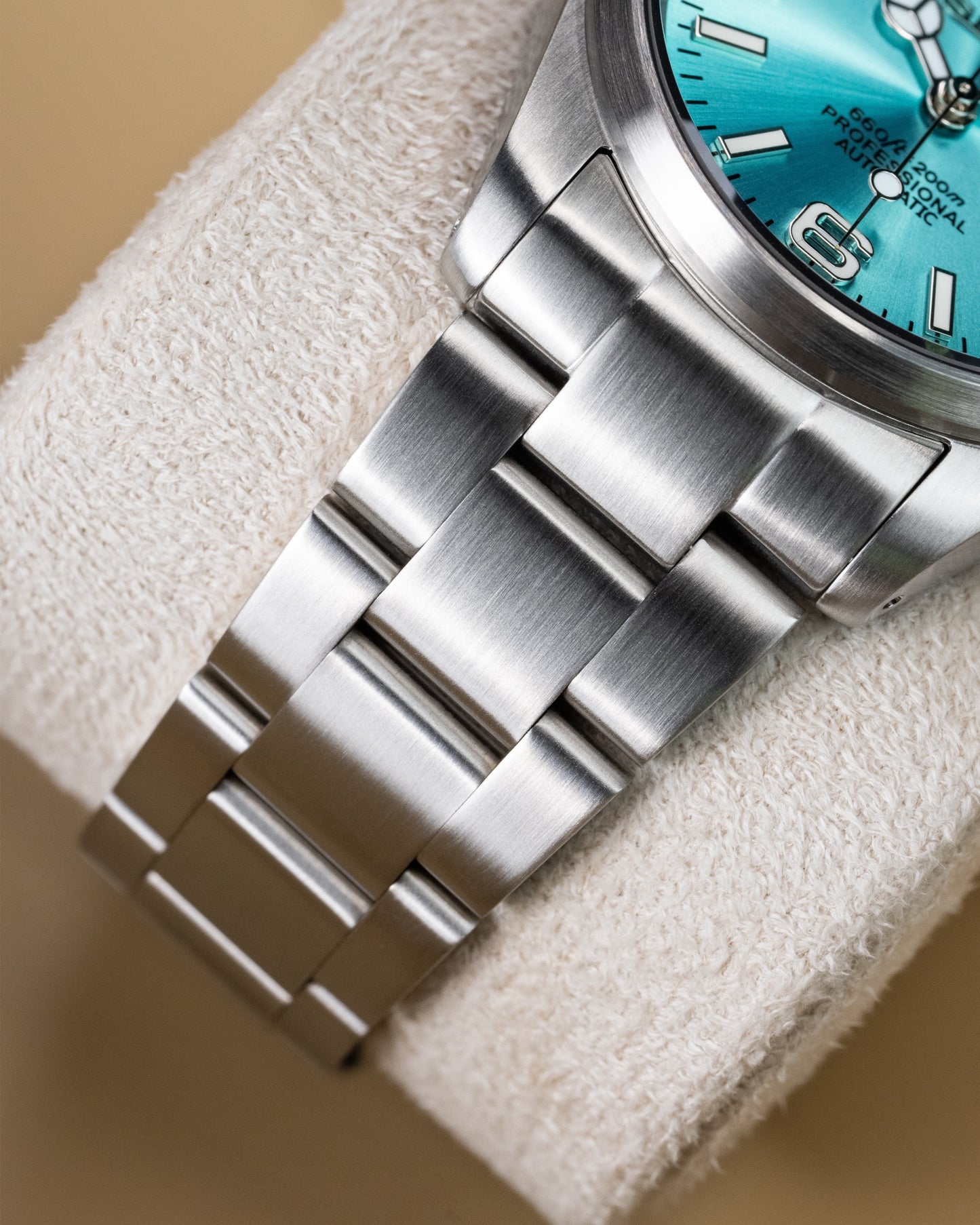 Tiffany Explorer