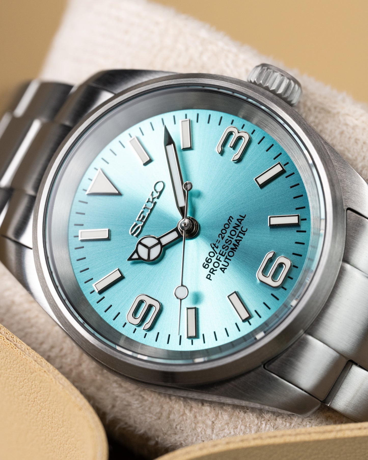 Tiffany Explorer