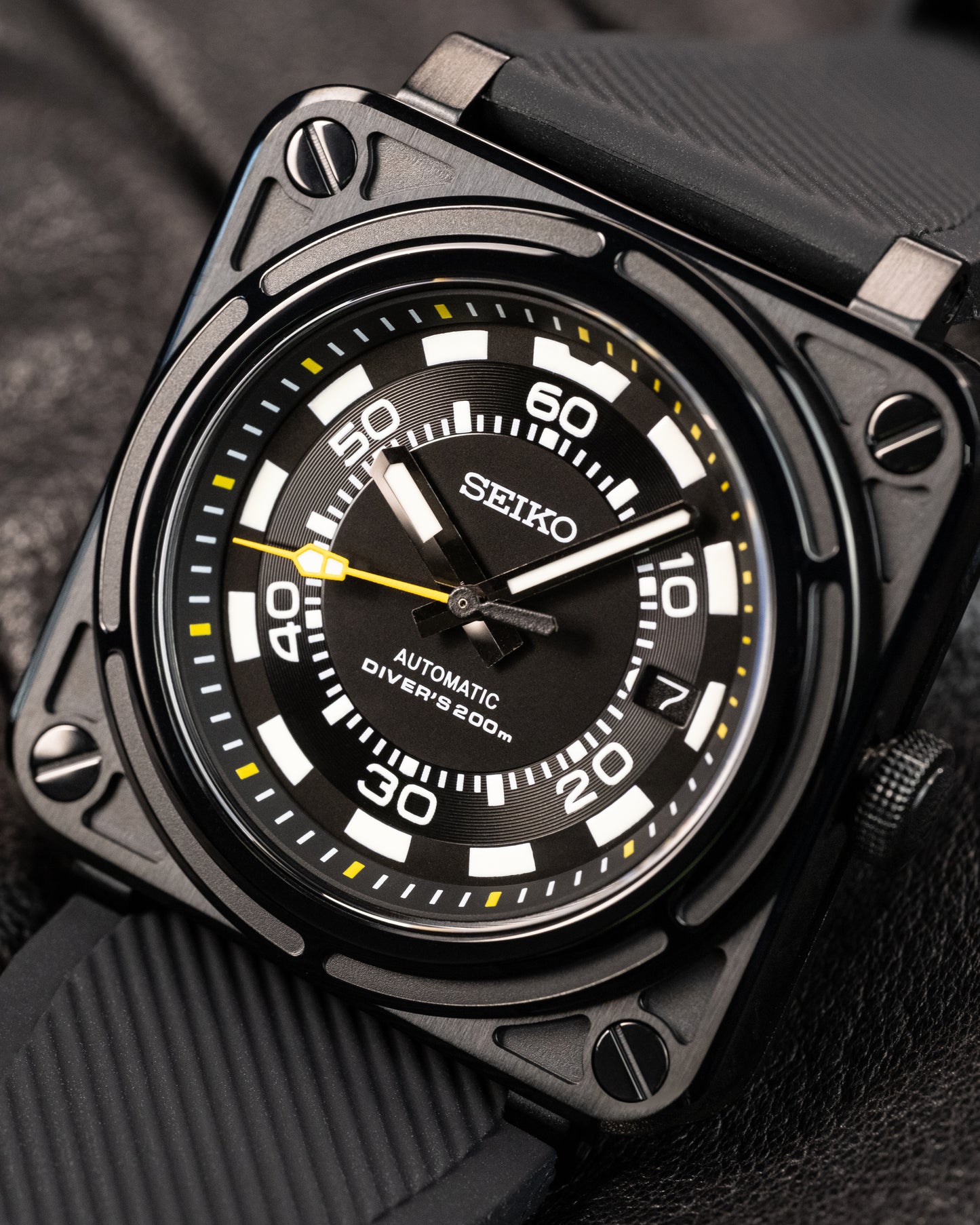 The “Texas Hold ‘Em” Midnight Aviator