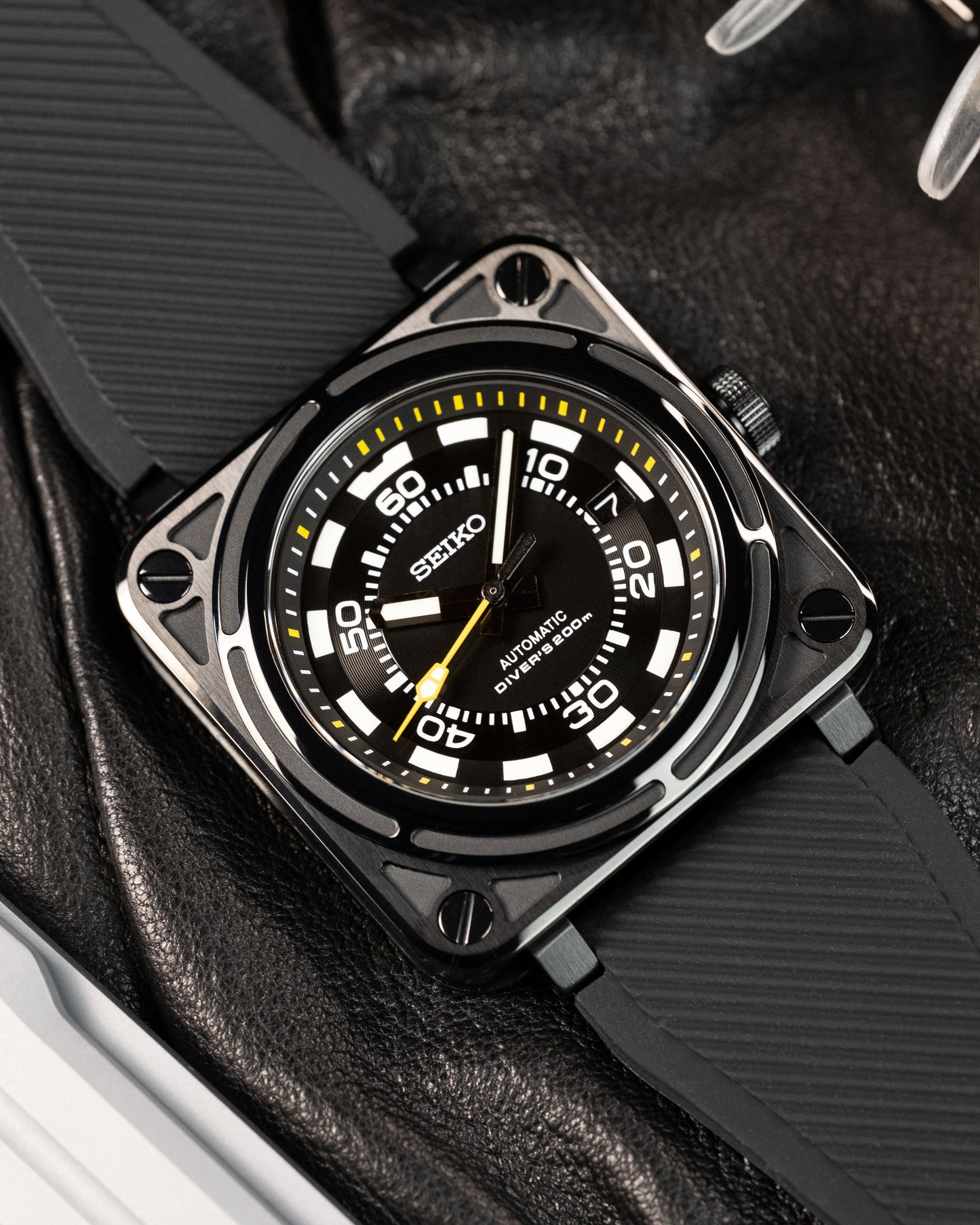 The “Texas Hold ‘Em” Midnight Aviator