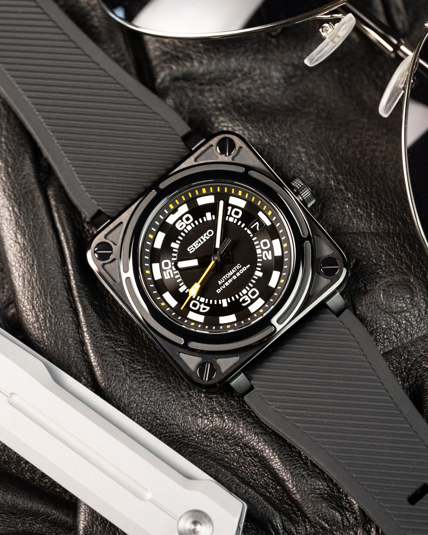 The “Texas Hold ‘Em” Midnight Aviator