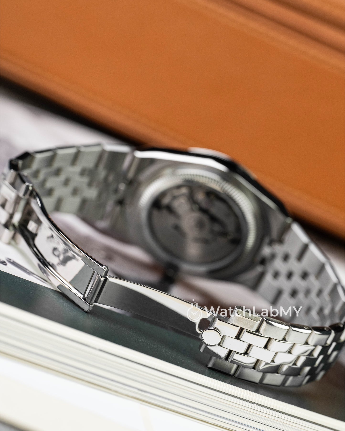 Land Dweller | Platinum