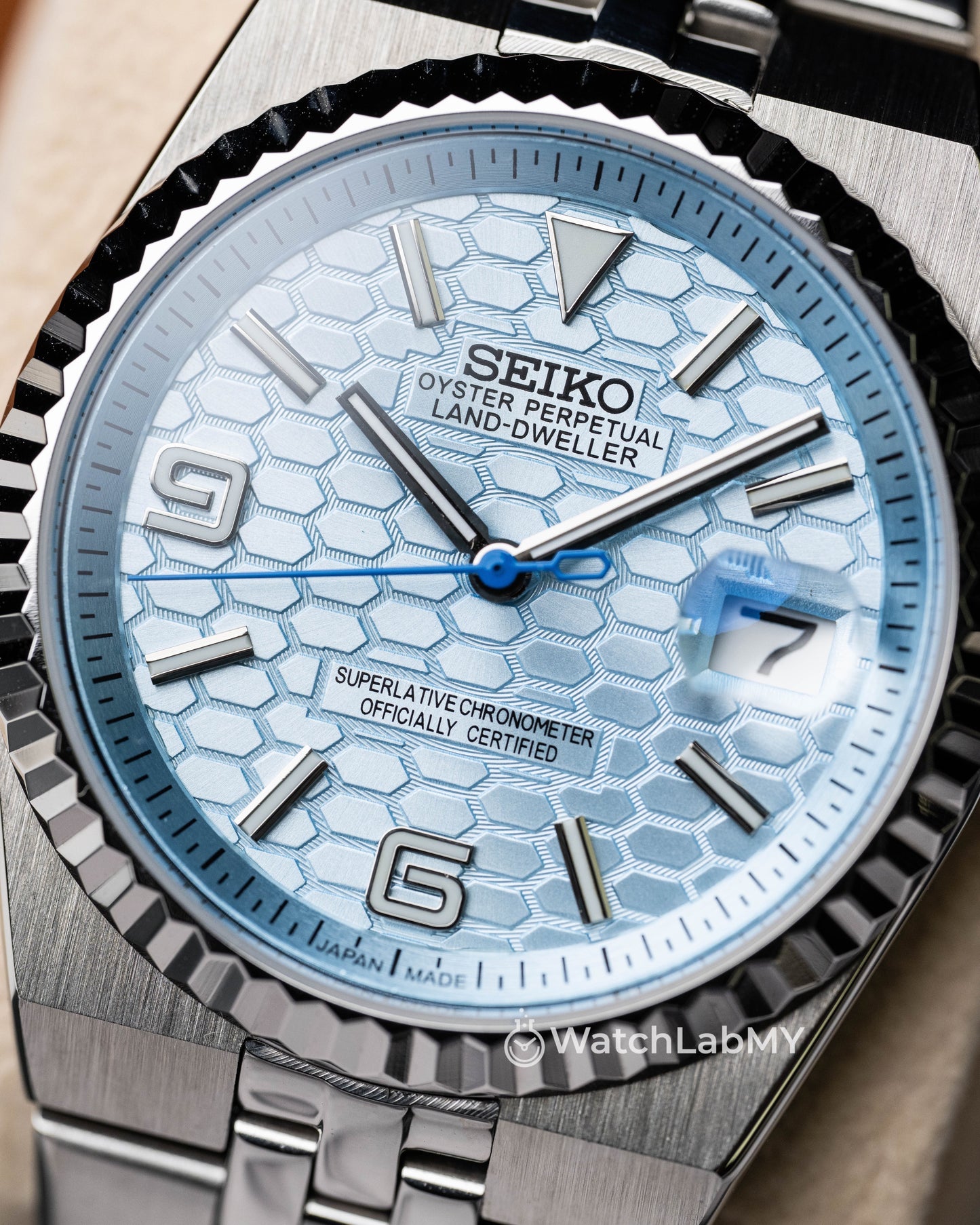 Land Dweller | Platinum