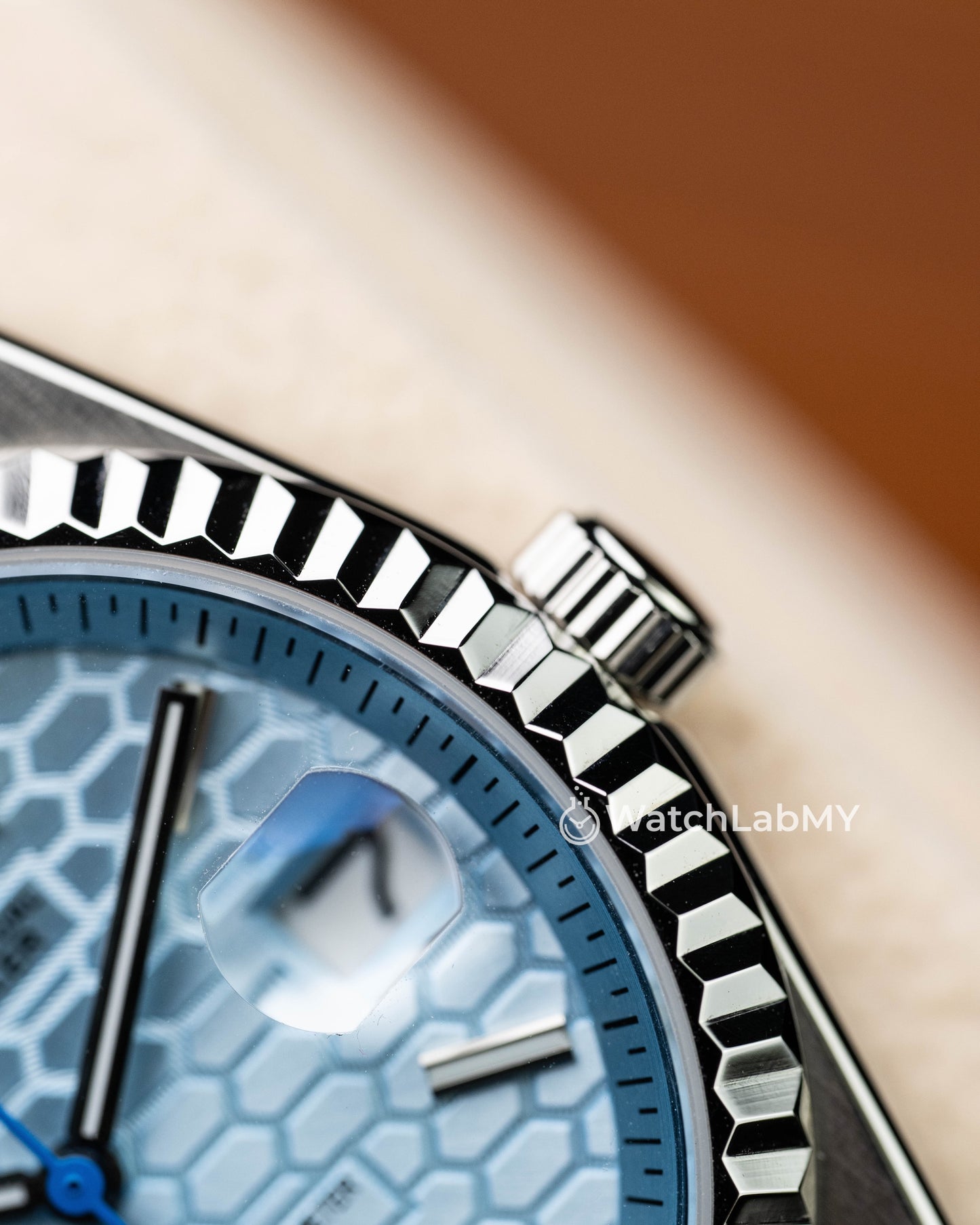 Land Dweller | Platinum