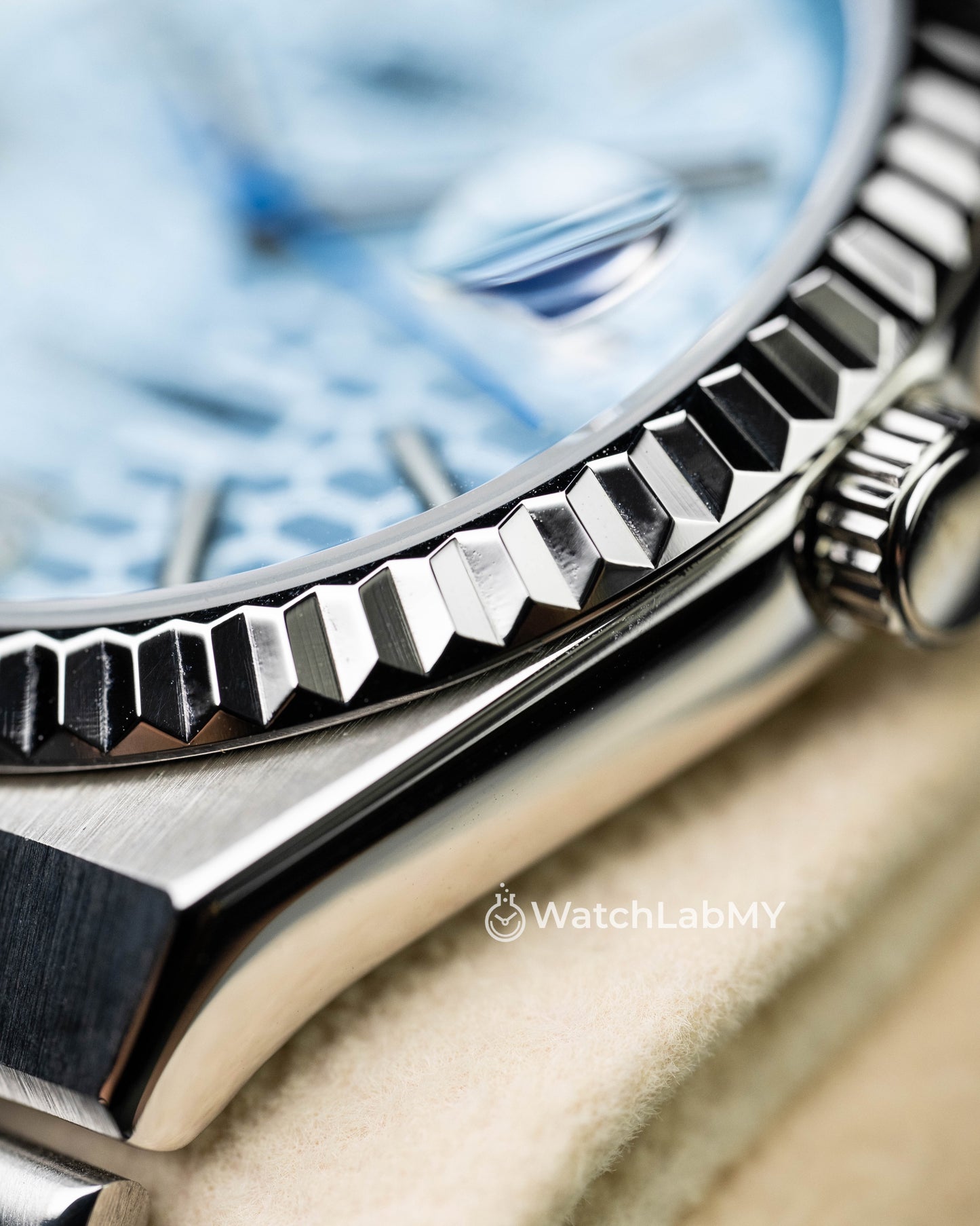 Land Dweller | Platinum